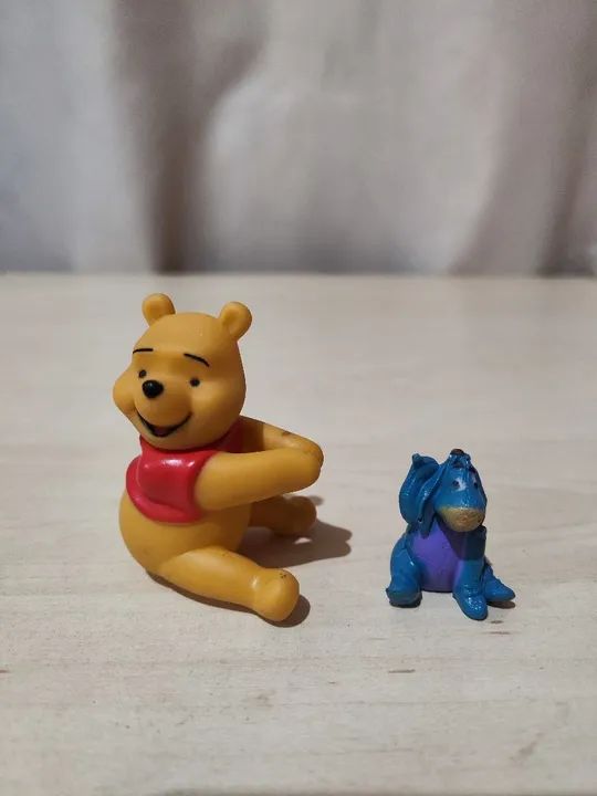 Colecionável Ursinho Pooh e Bisonho 
