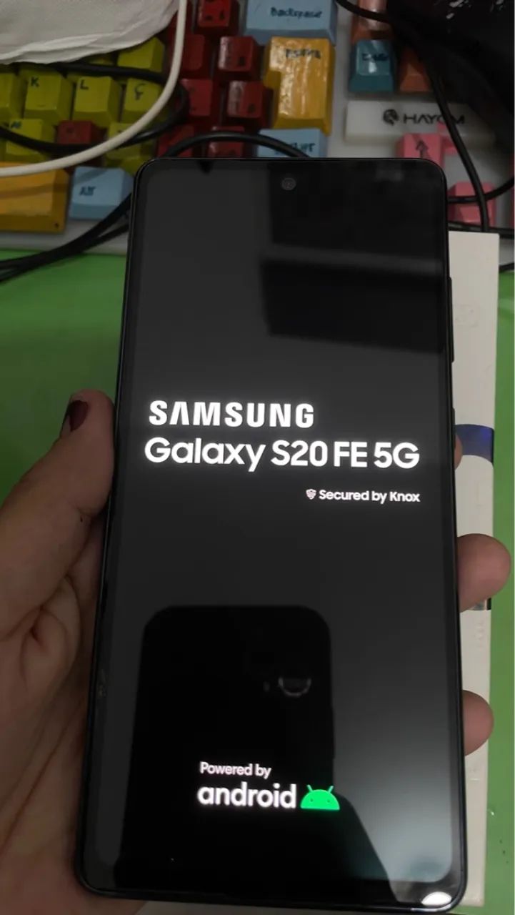 Samsung Galaxy S20FE  - Foto 2
