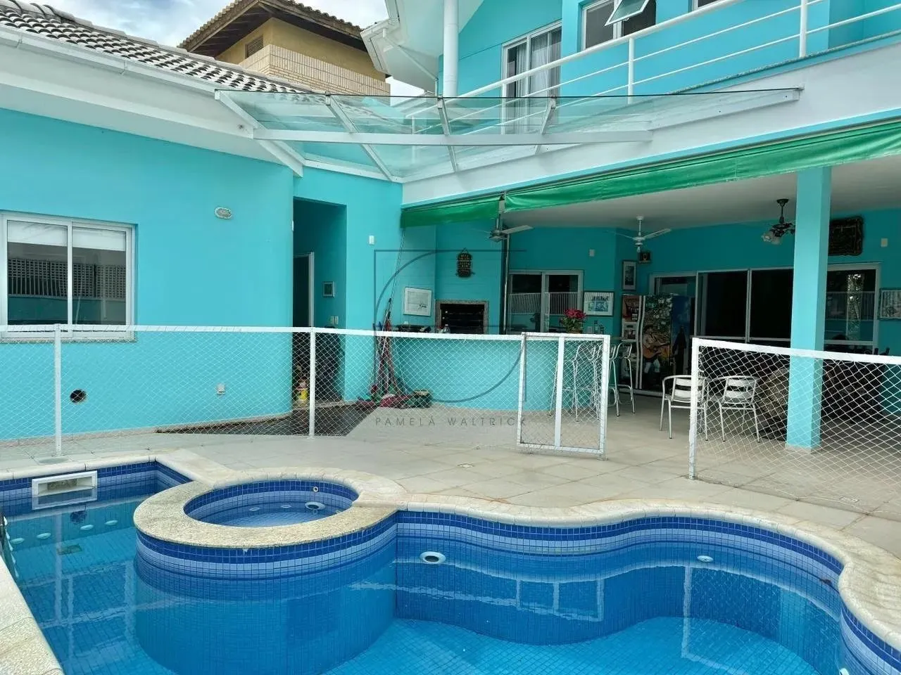 casa a venda 3 suítes em jurerê Internacional