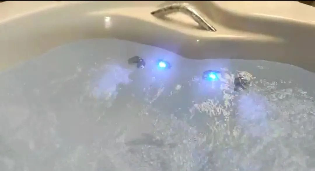 SPA Jacuzzi completa - Foto 3