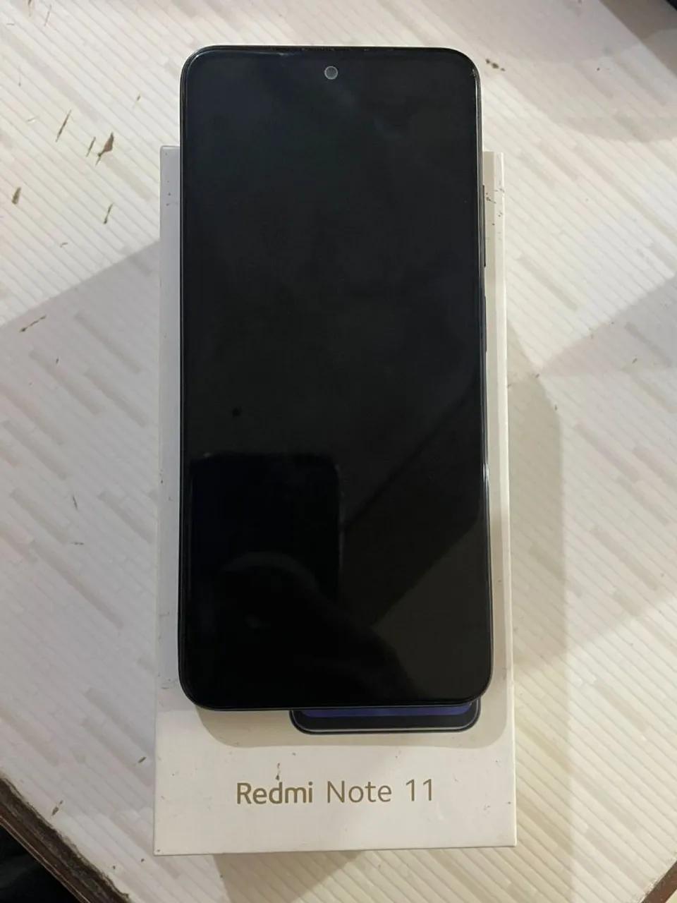 Vende-se Redmi note 11 128gb ( poucas marcas de uso)