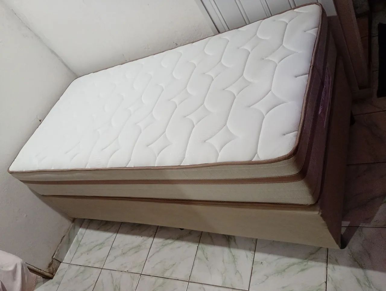 Venda de 01 cama solteirão  - Foto 4