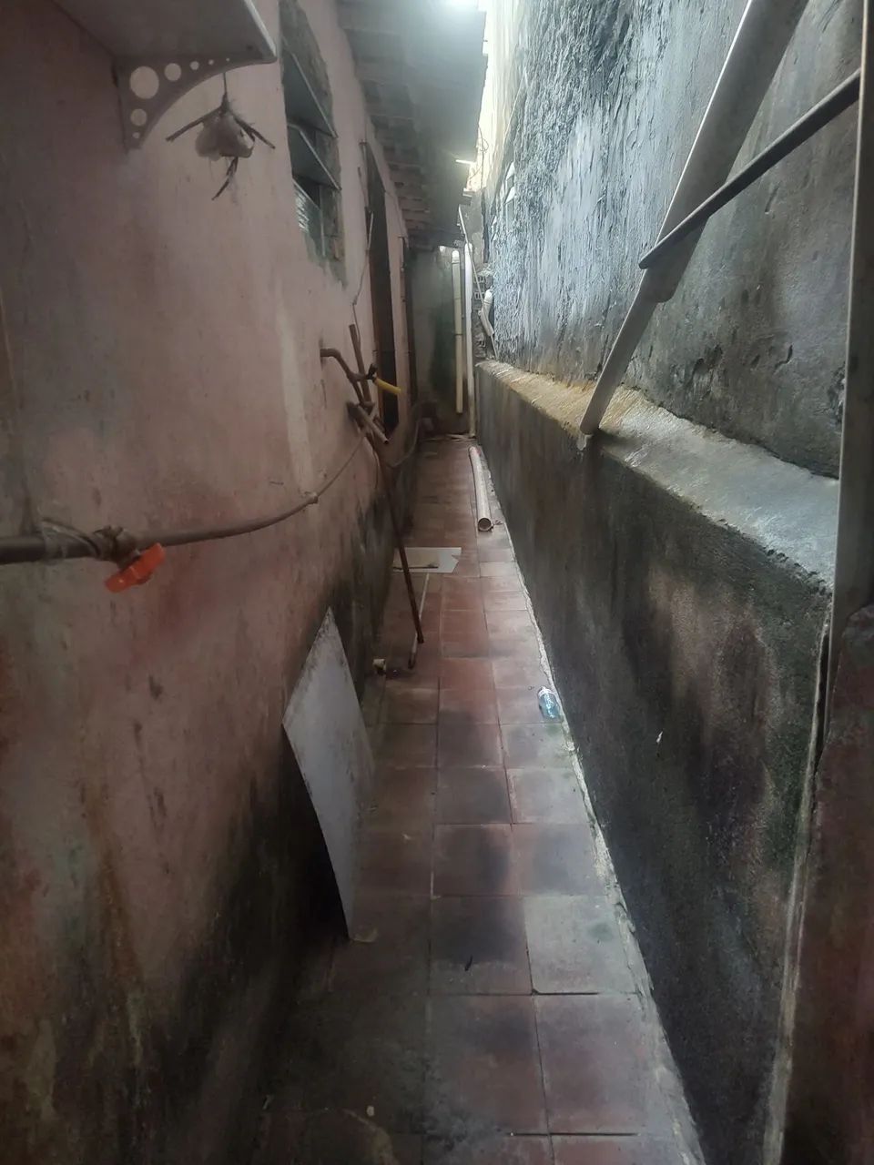 Vende-se terreno com uma casa  - Foto 4