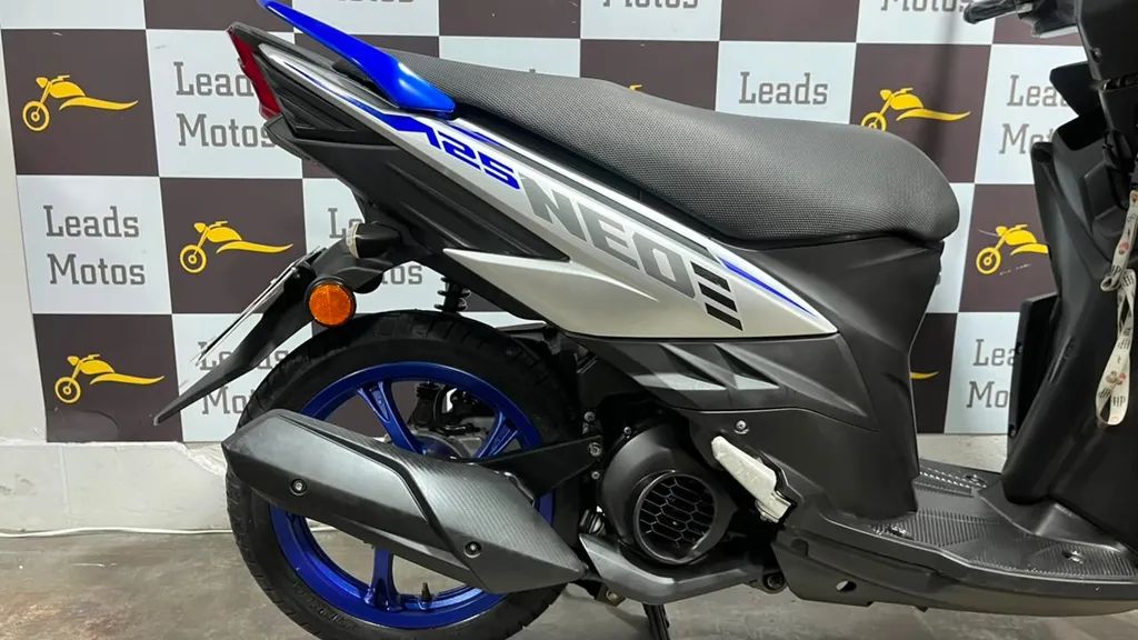 Yamaha NEO 125 - Foto 4