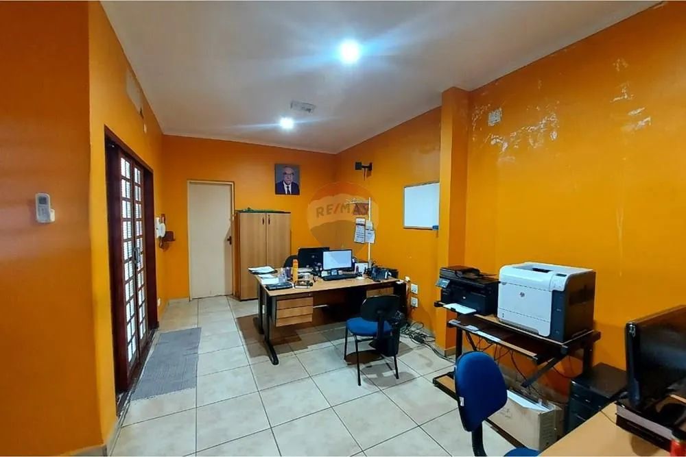 Imóvel comercial com 348 m² e estacionamento  a 5 minutos da SP-322 - Foto 3