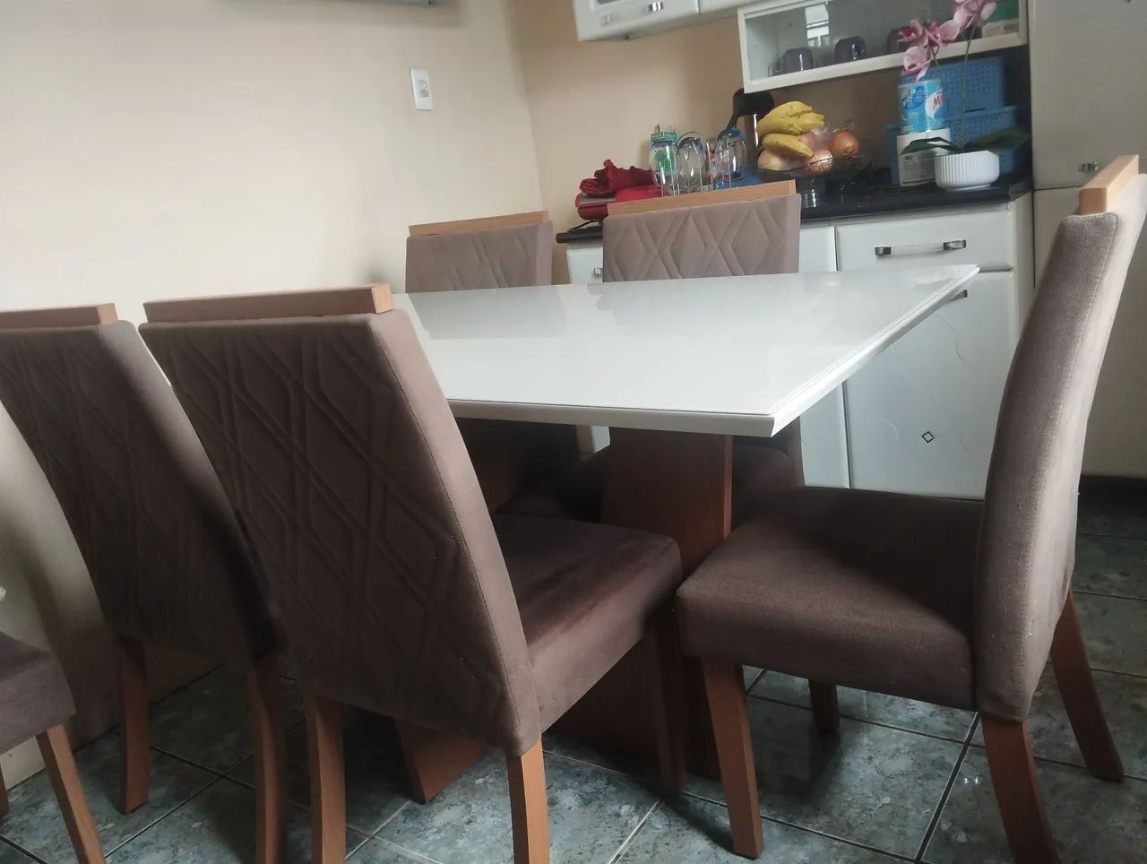 Mesa com seis cadeiras  - Foto 2