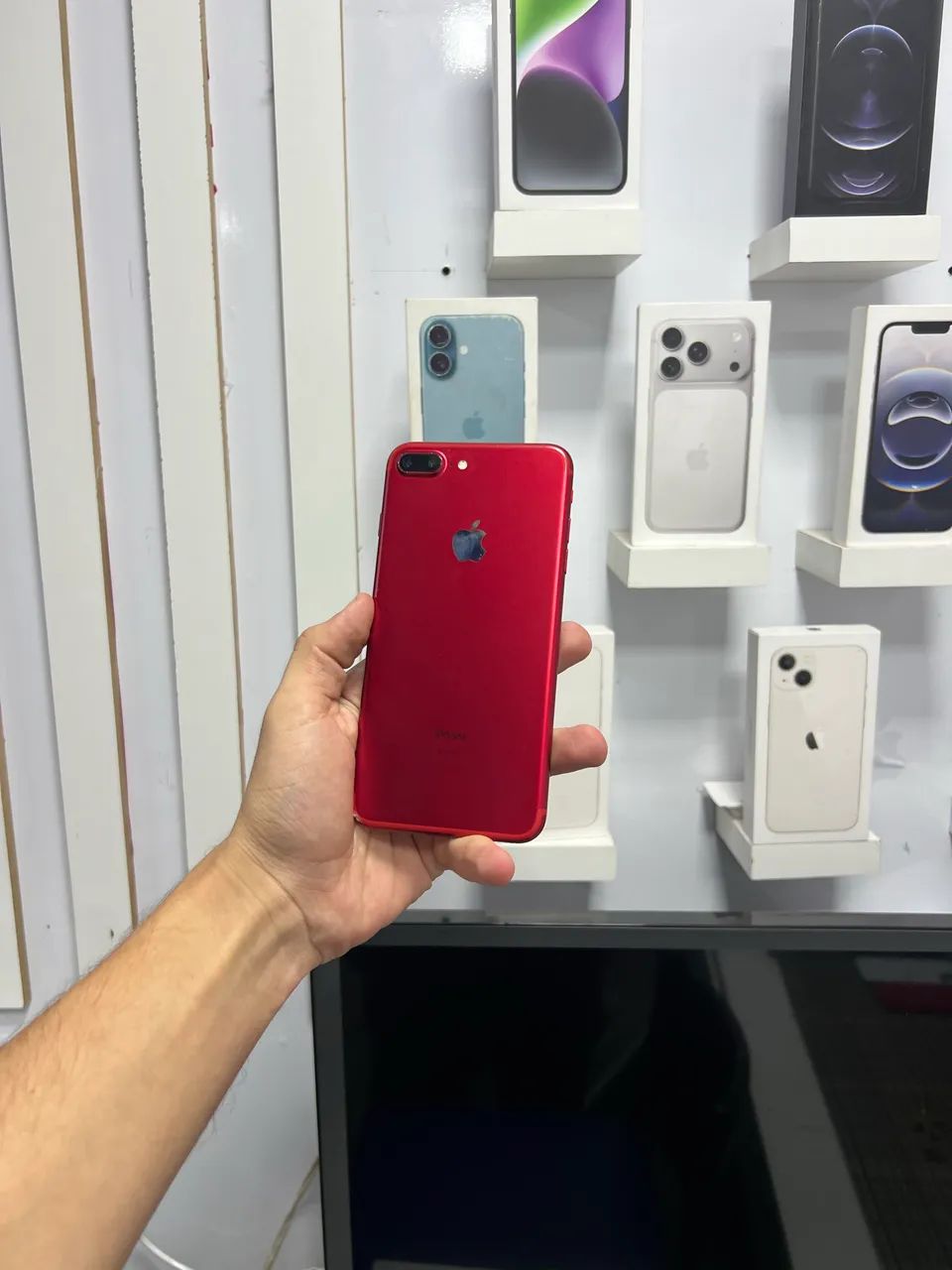 IPhone 7 Plus - 128GB ( VERMELHO ) - Celulares e Smartphones