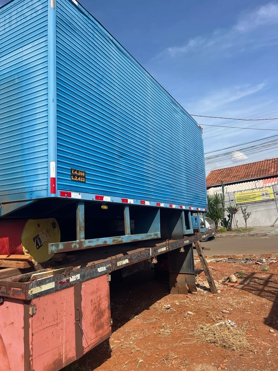 Bau pra caminhão
