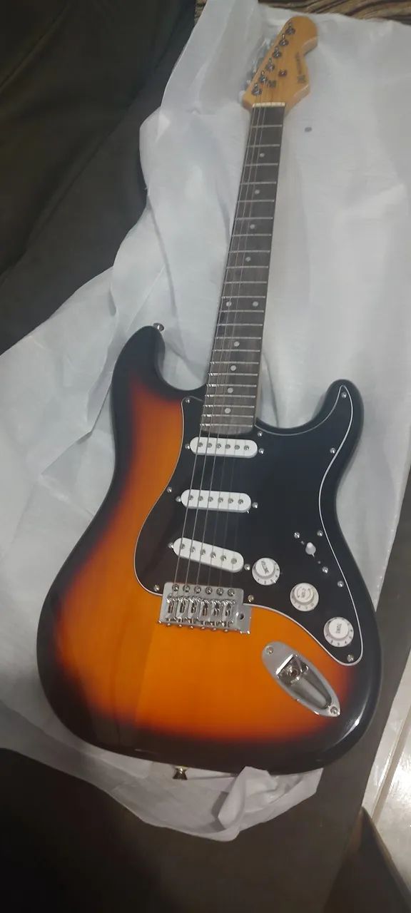 Guitarra Michael  - Foto 2