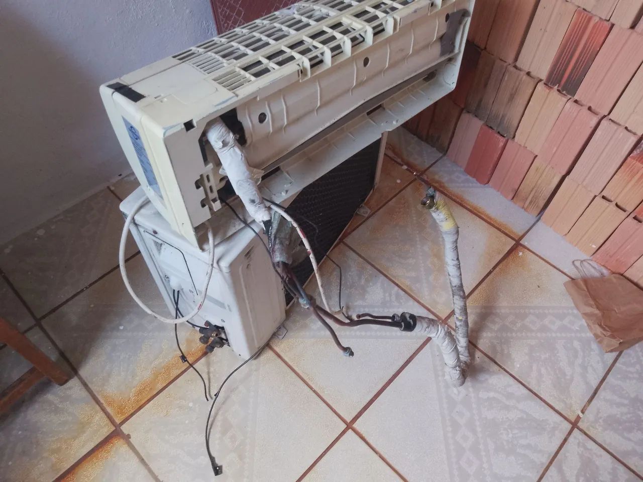 Split 9000 BTUs  - Foto 3