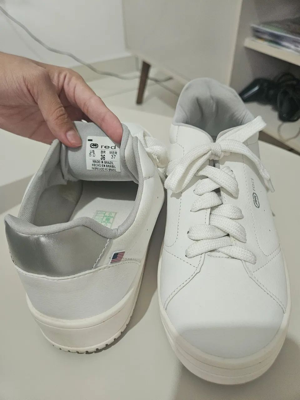 Tênis branco Ecko Red - Foto 2