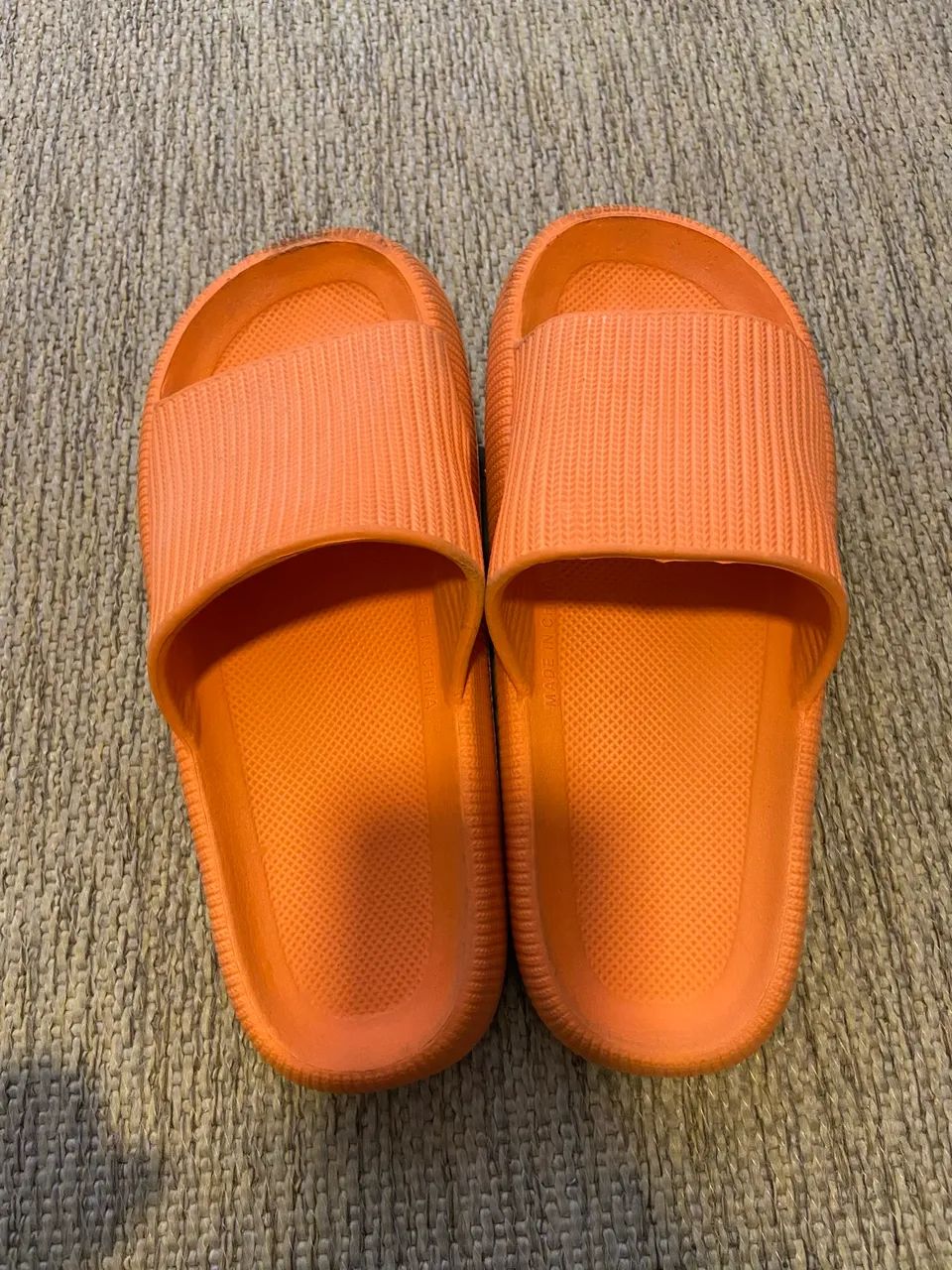 Chinelo slide nuvem anatômico laranja  - Foto 2