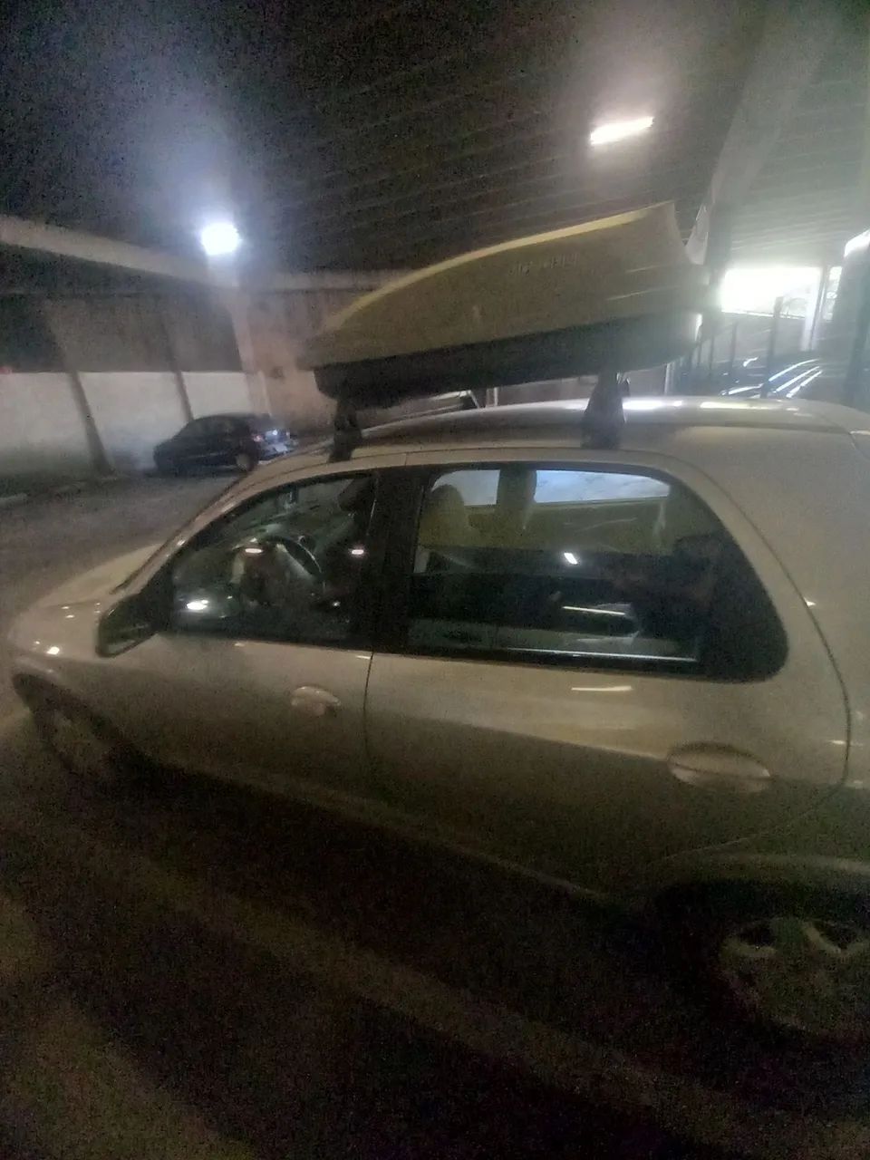 Rack de teto para GM CELTA. ENCAIXE NA PORTA. - Foto 5
