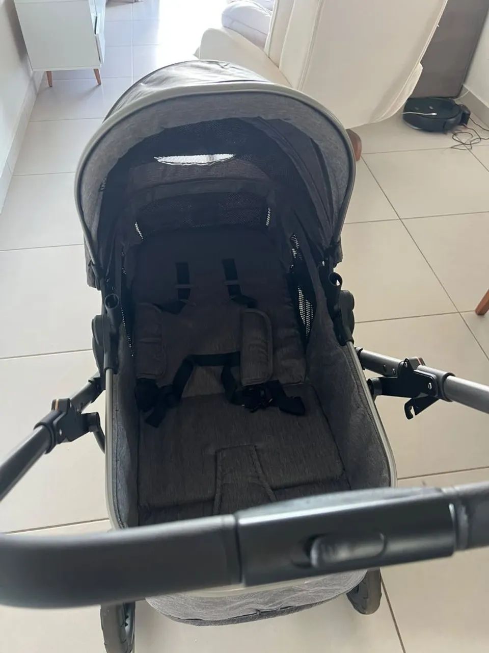 Carrinho galzerano com Moisés. - Foto 2