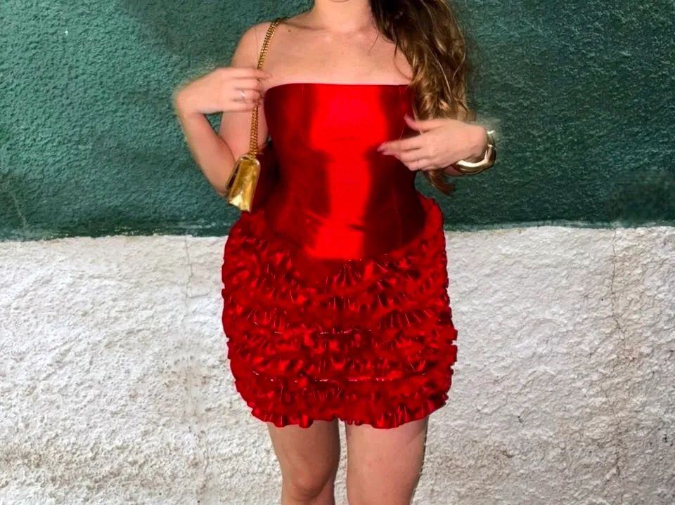 Vestido vermelho com saia de babado  - Foto 3