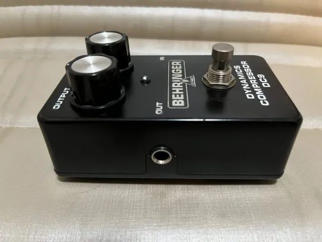 Pedal Behringer Dynamics Compressor DC9 - Conservadão!! - Foto 4