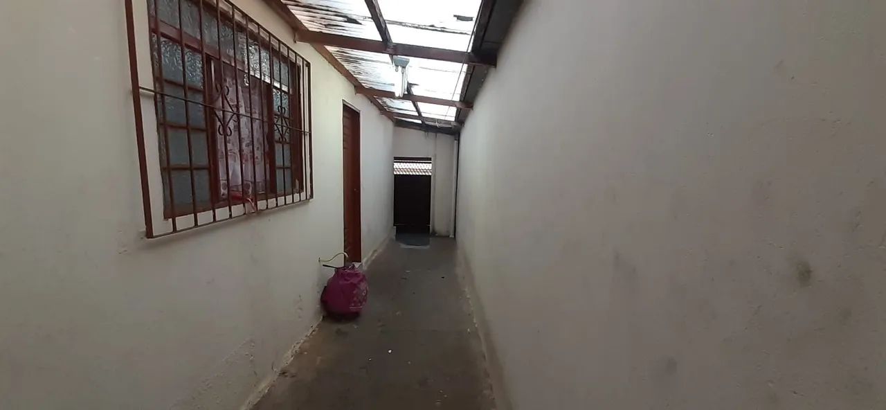 Vendo ou troco casa - Foto 2