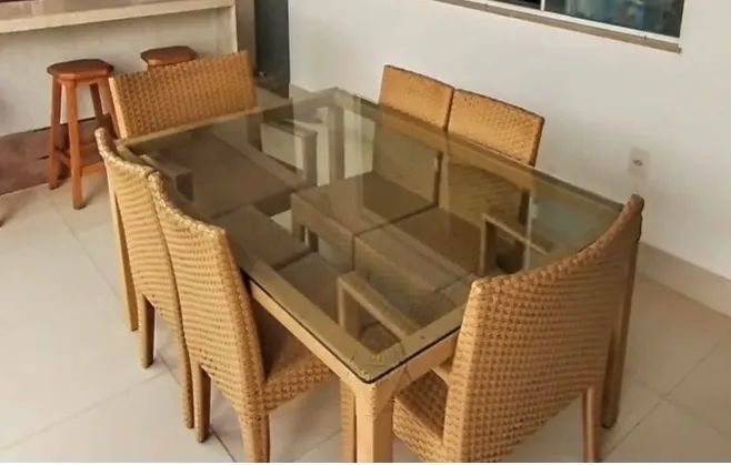 Mesa de jantar com 6 cadeiras - Foto 2