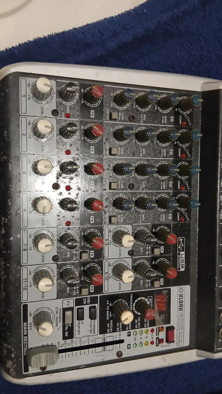VENDO MESA BEHRINGER 1202 USB - Foto 5