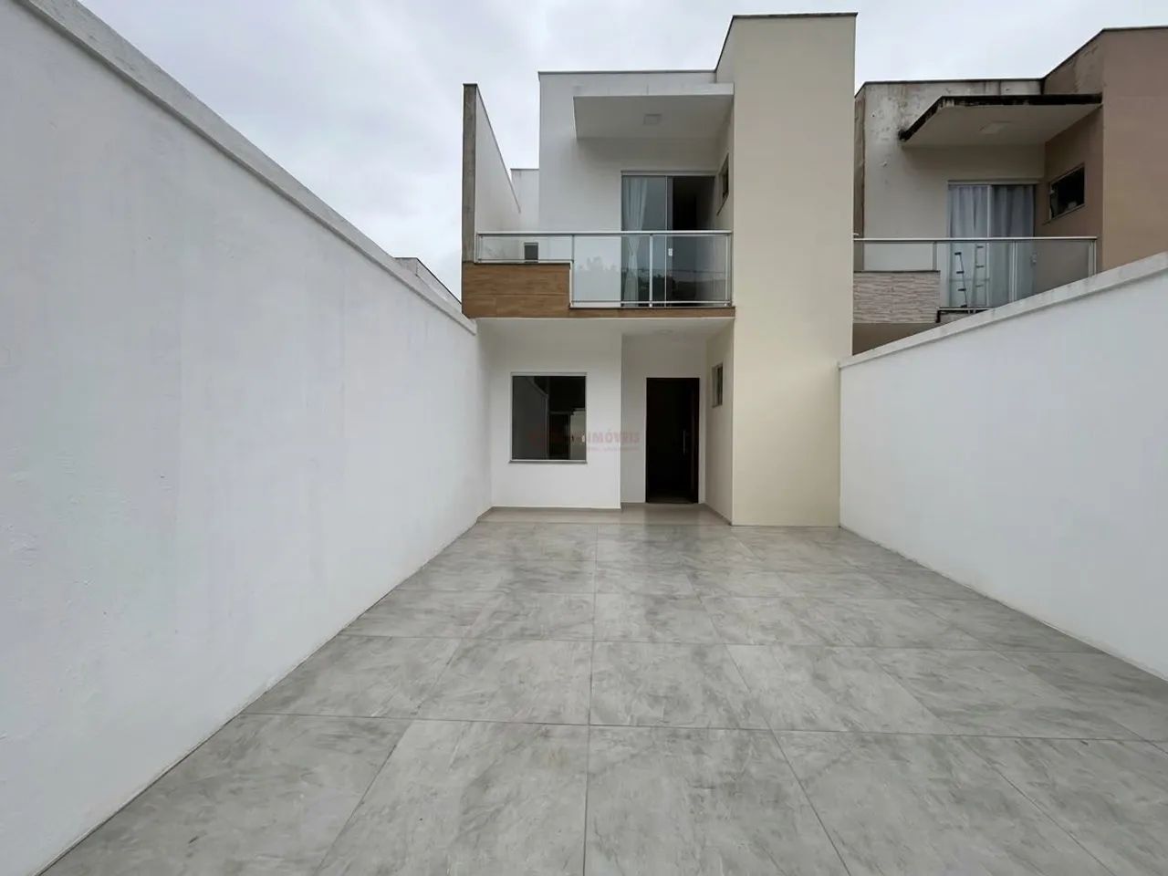 Casa ampla com 3 quartos