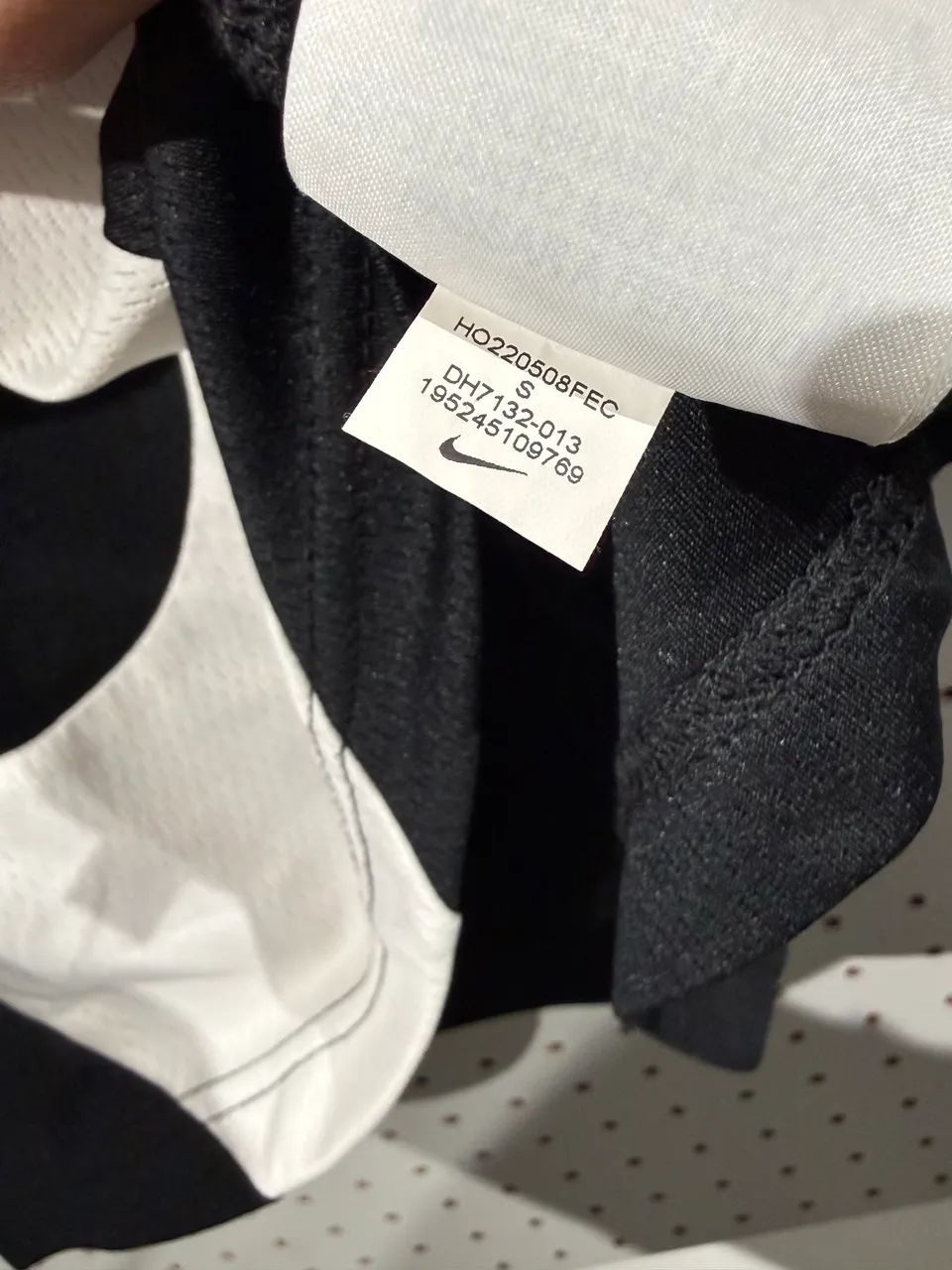 REGATA NIKE - PRETA  - Foto 5