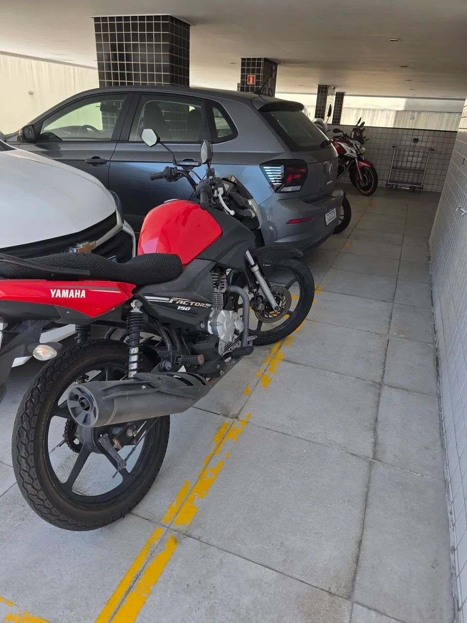 Moto yamaha com baixa quilometragem  - Foto 5