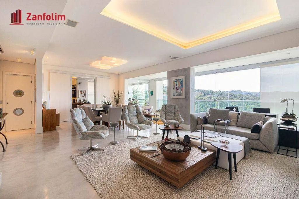 Luxuoso Apto, com vista Espetacular!