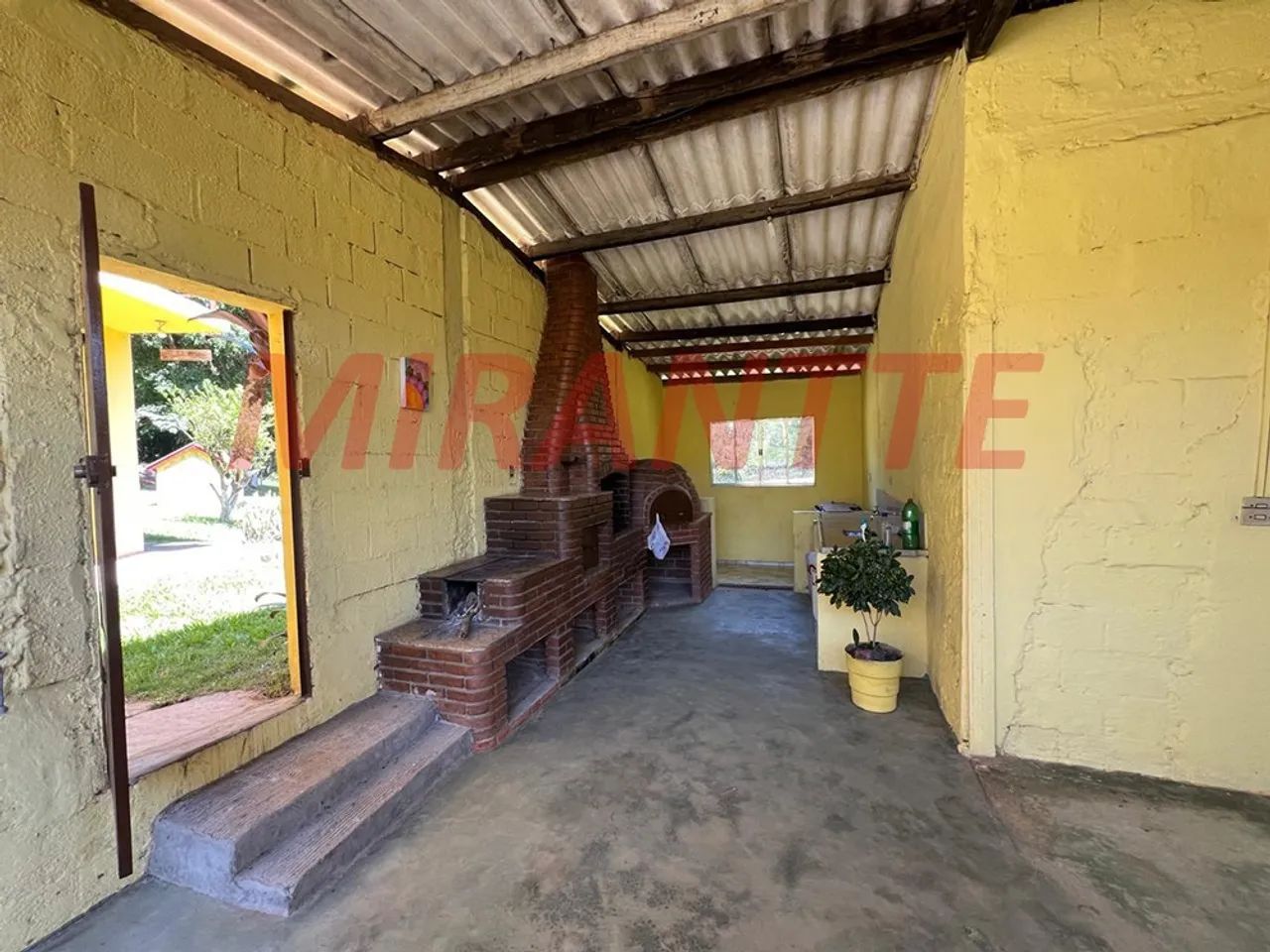 Chácara de 400m² com 2 quartos em Chácaras Maristela - Foto 5