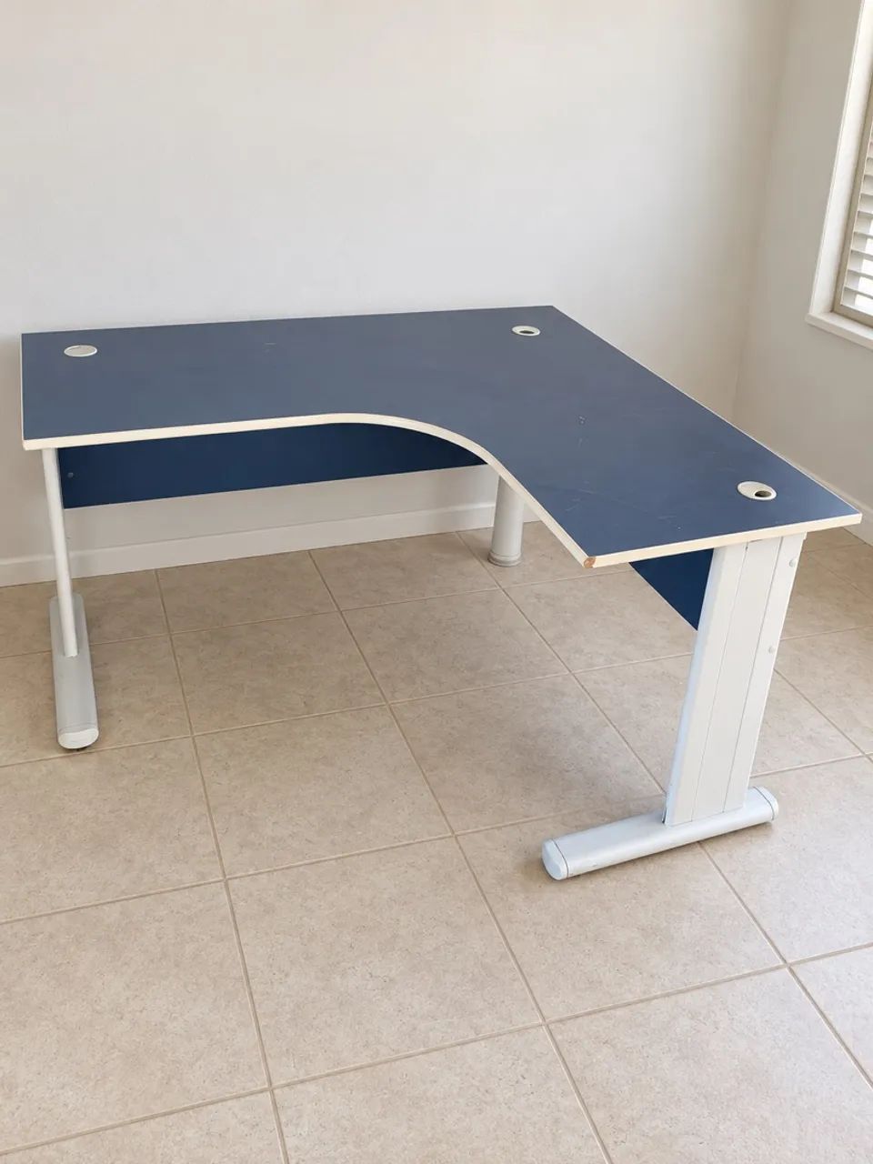 Mesa de Escritório em L 