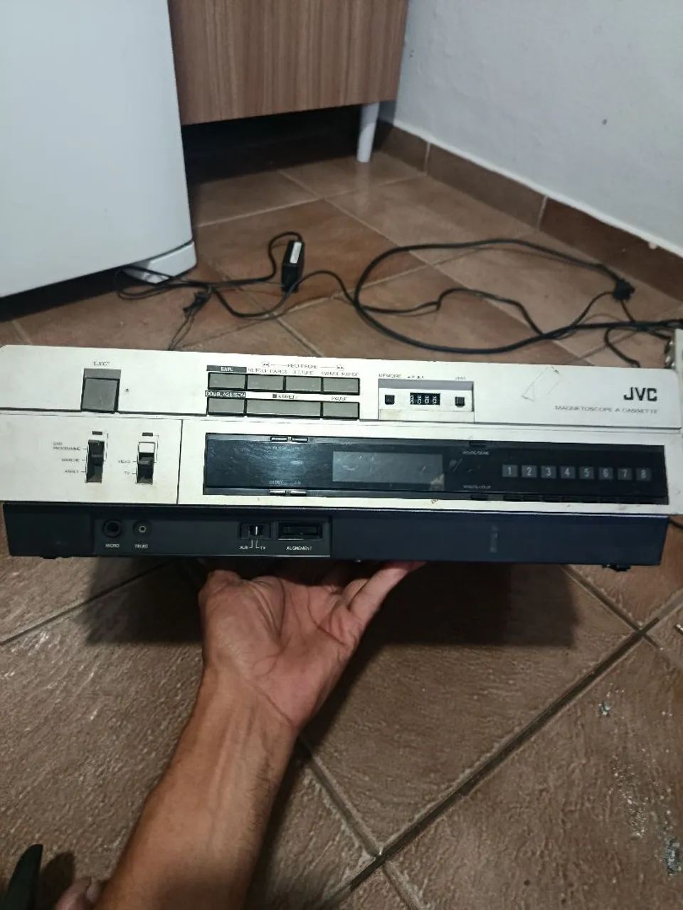 Vídeo cassete antigo funcionando  - Foto 3