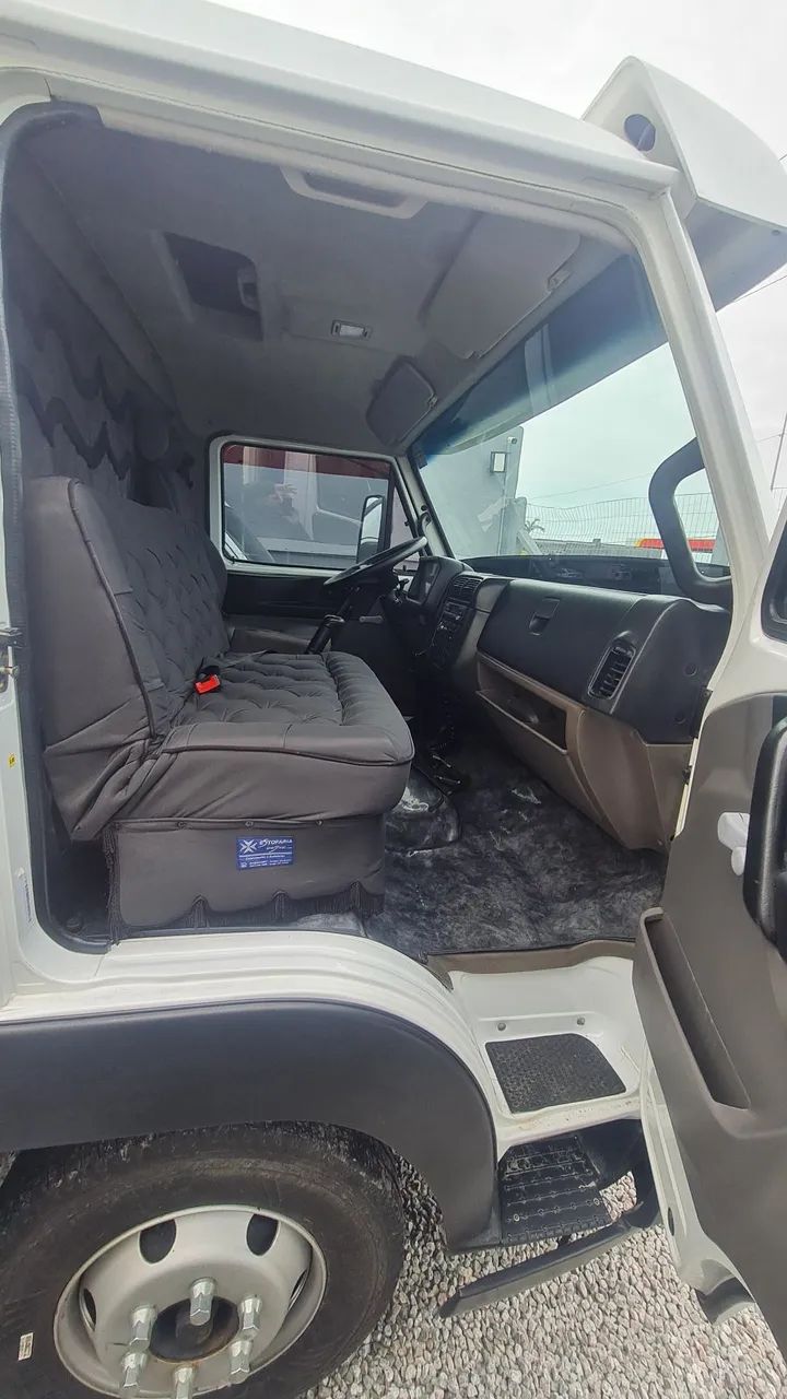 VW 10.160 ANO 2014 - Foto 5