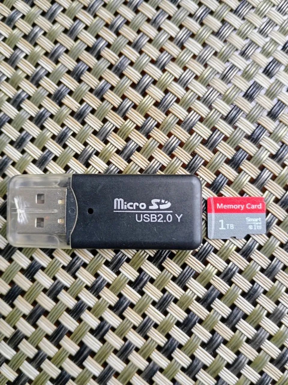 Cartão SD de 1 terabyte p/ Celular android  com USB novo - Foto 3