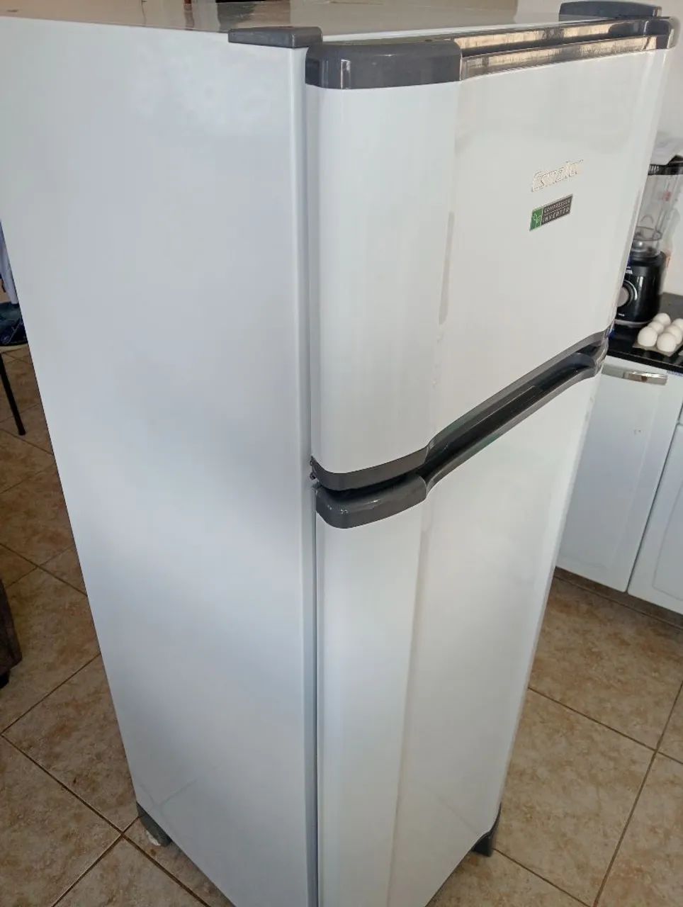 Geladeira Esmaltec