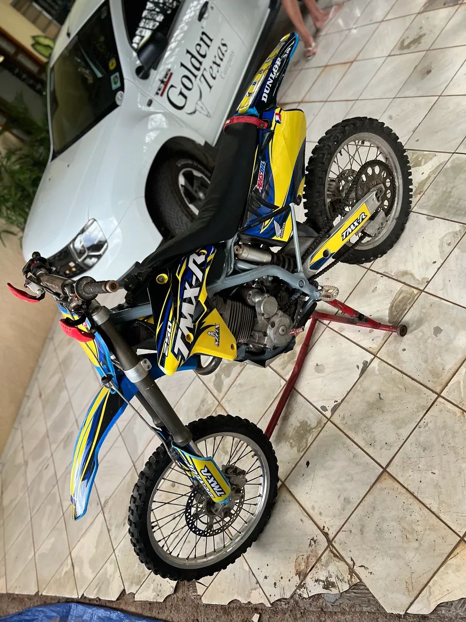 Tornado 250 mix 