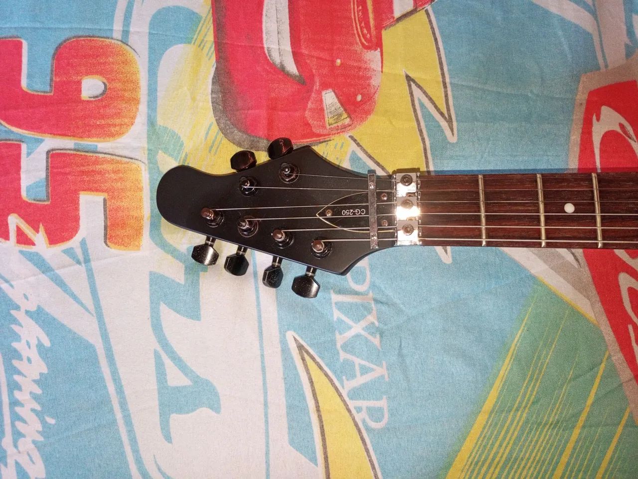 Guitarra condor  - Foto 5