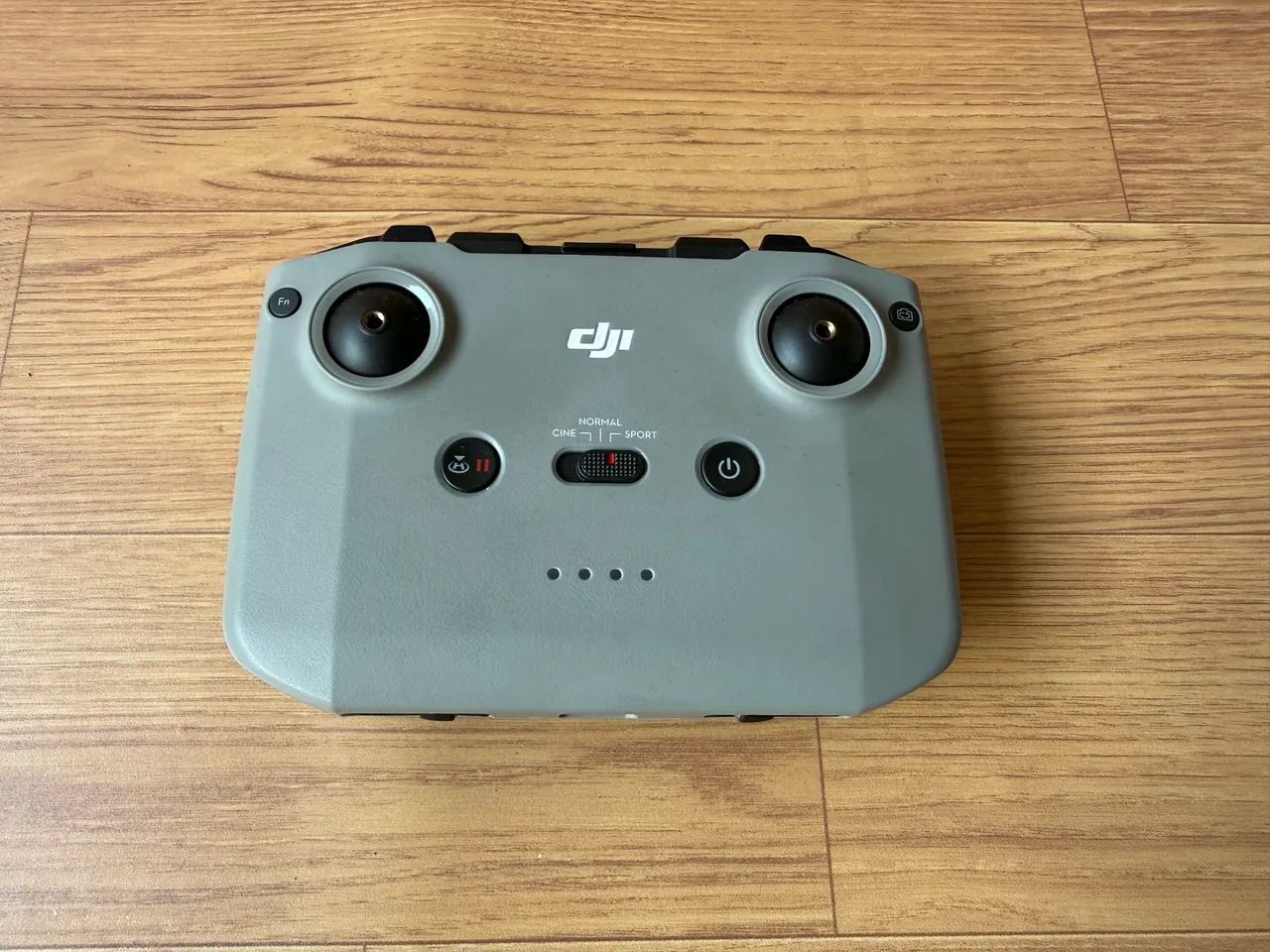 Controle DJI RCN1 COM DEFEITO 