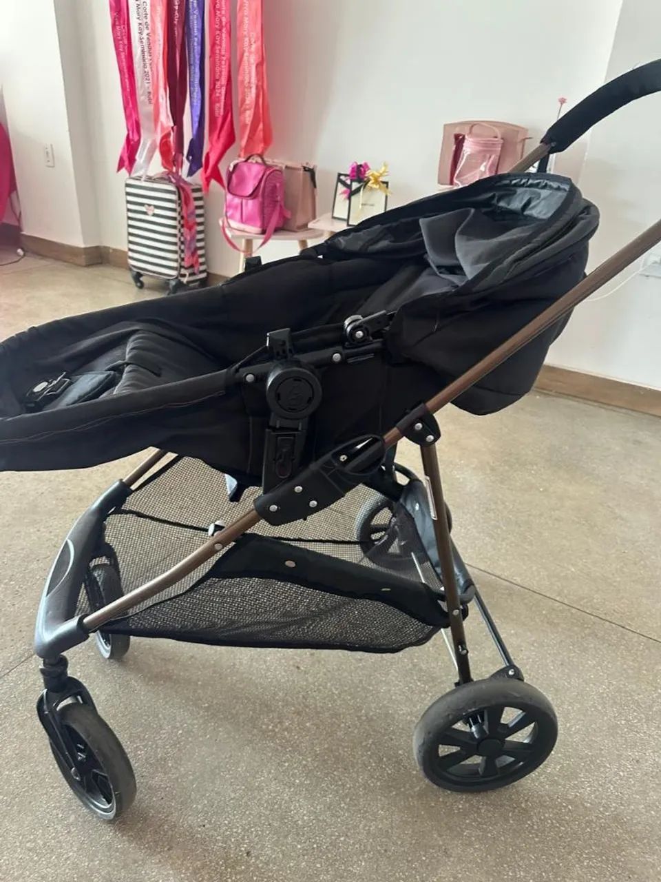 Carrinho De Bebê Passeio Berço Mois és Napoli Preto Galzerano - Foto 4