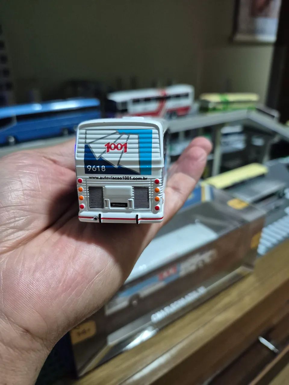 Miniatura de Ônibus CMA 1001 da Marca BR classic  - Foto 3