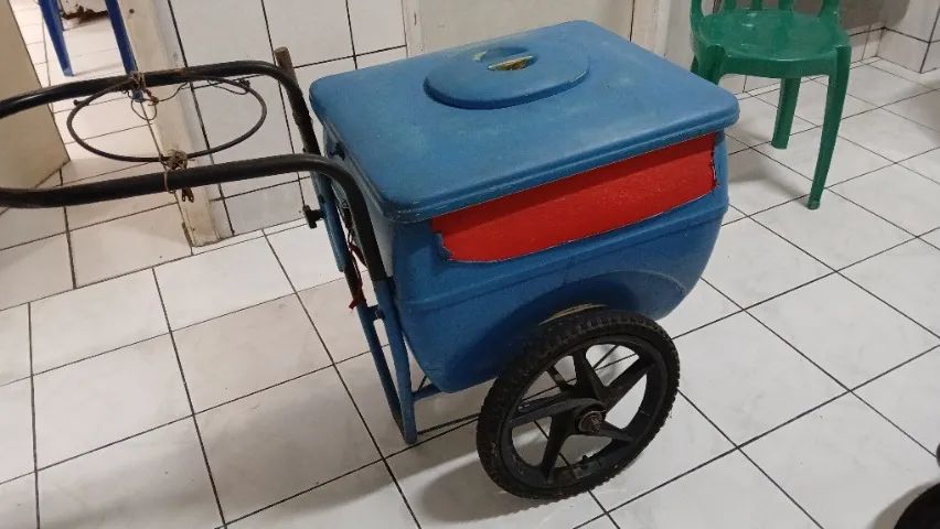 Carrinhos de sorvete com placas!! - Foto 2