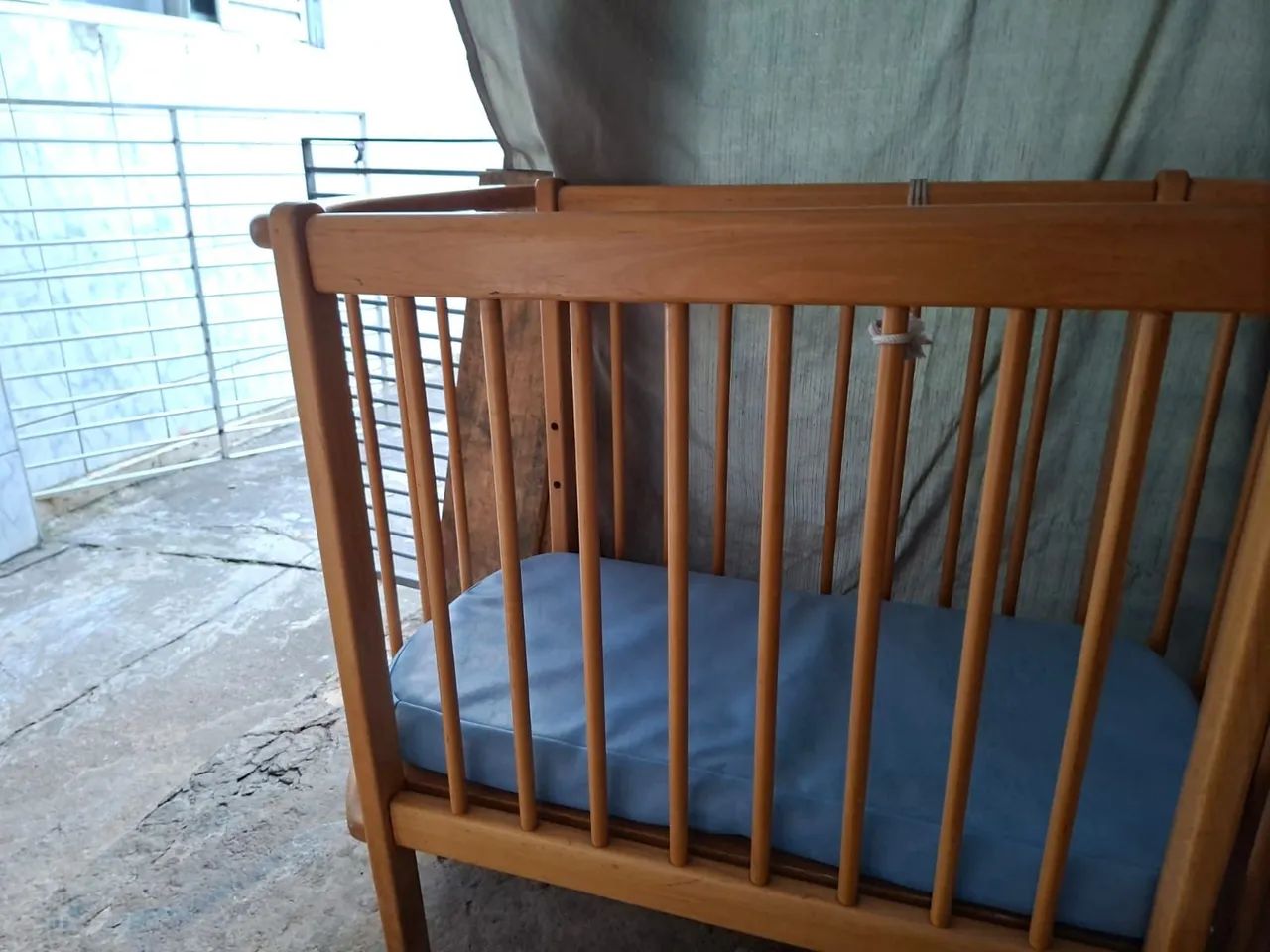 Berço de Madeira macisa com colchão  - Foto 2
