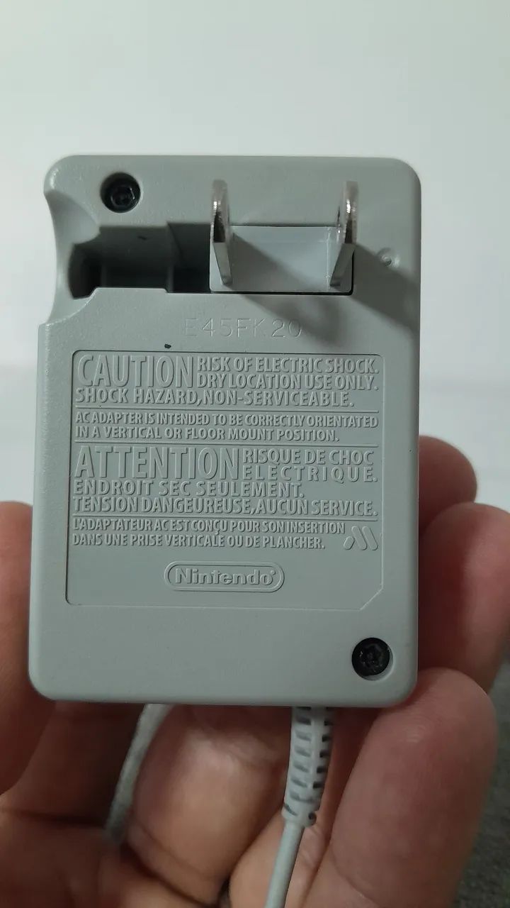 Carregador Nintendo dsi original 110v com adaptador - Foto 3