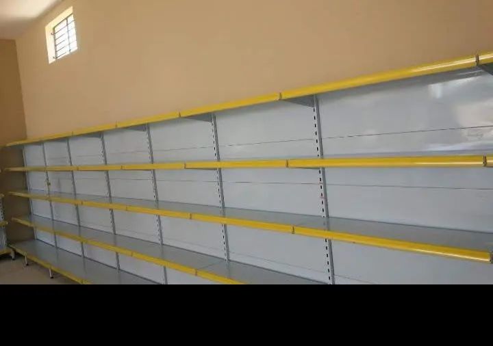 Gôndolas para diversos tipos de comércio em até 10x sem juros no cartão  - Foto 5
