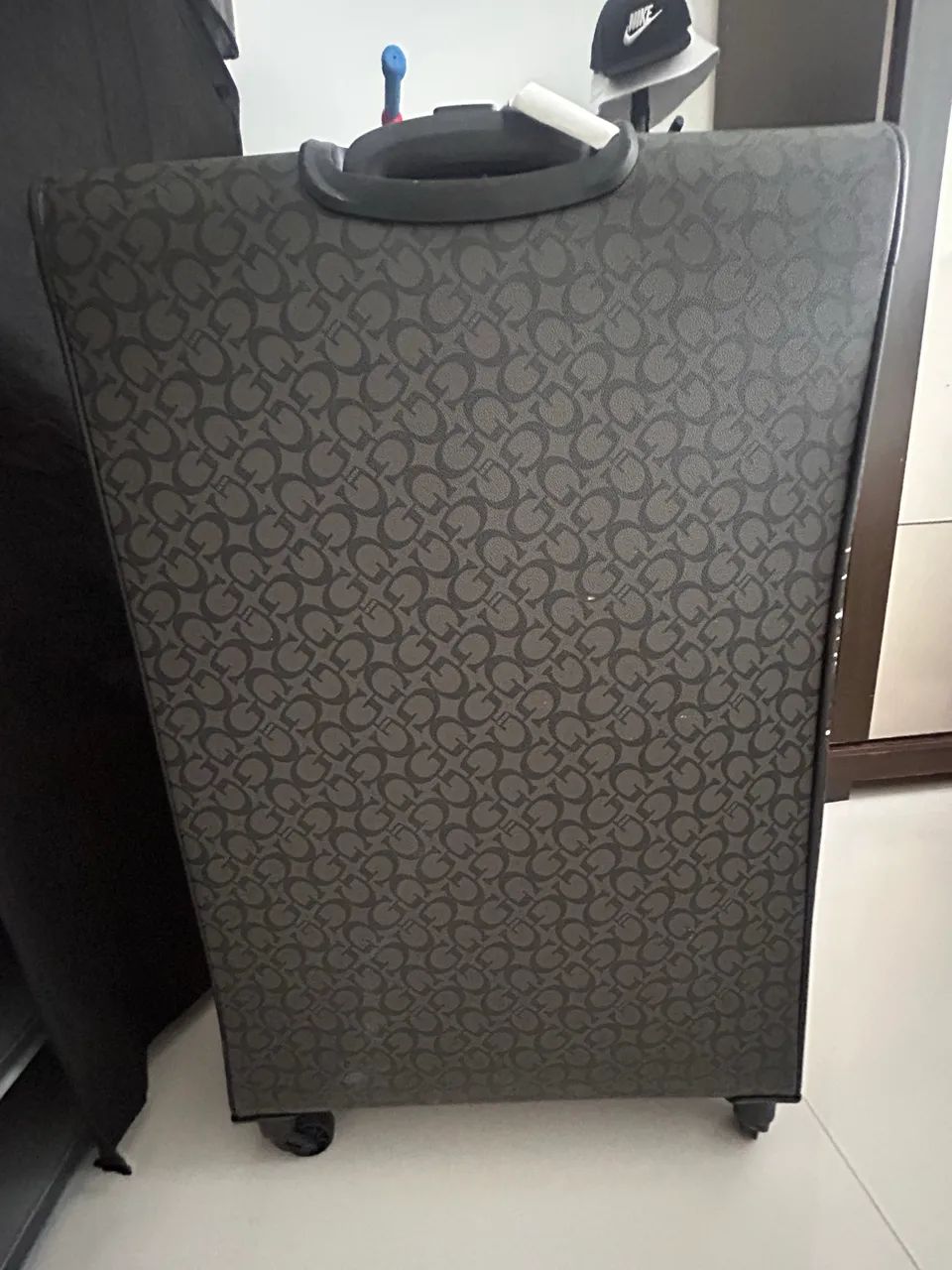 Mala Grande GUESS Original - Nova e Importada - Foto 3