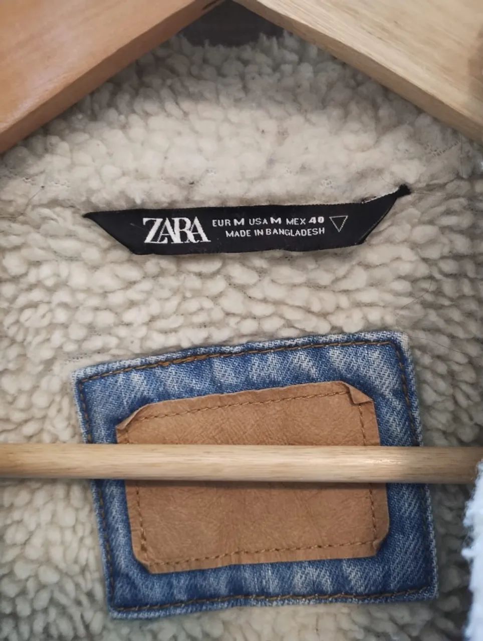 Jaqueta Zara - Denim com pelo - Foto 2