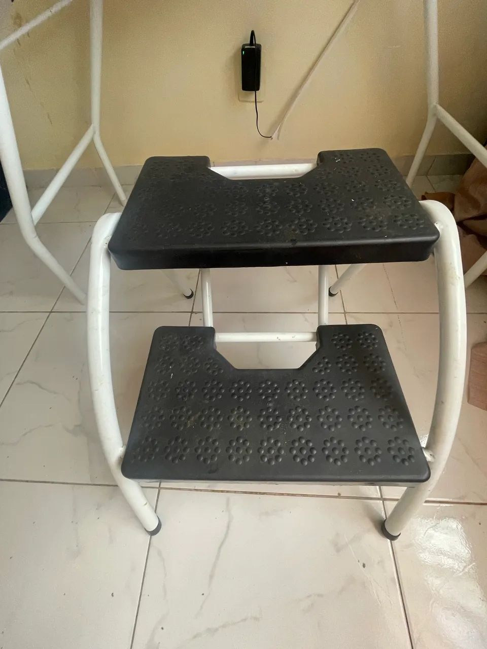 Maca e escada  - Foto 2