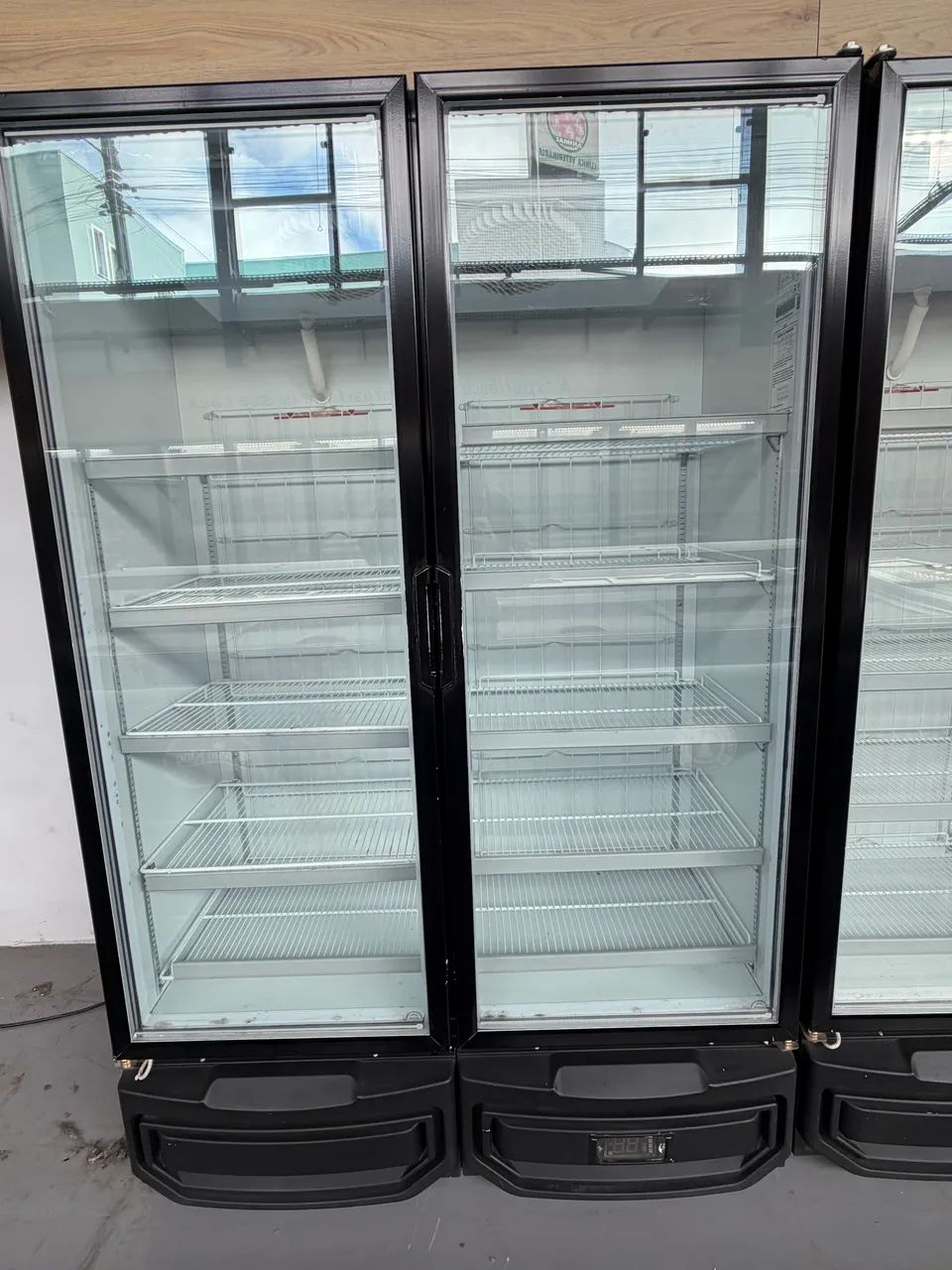 Freezer vertical Gelopar congela -25 - Foto 2