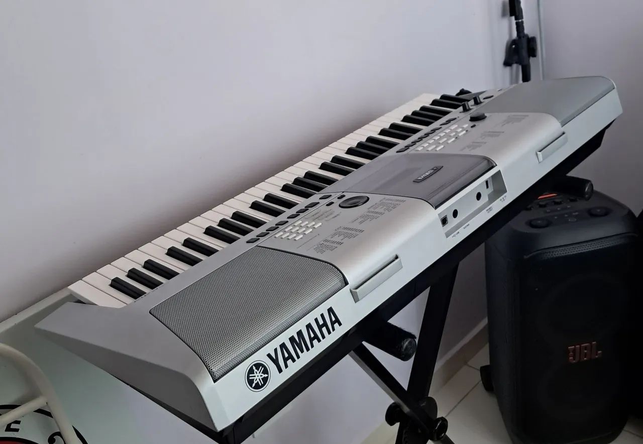 Teclado PSR E 413 YAMAHA. - Foto 3