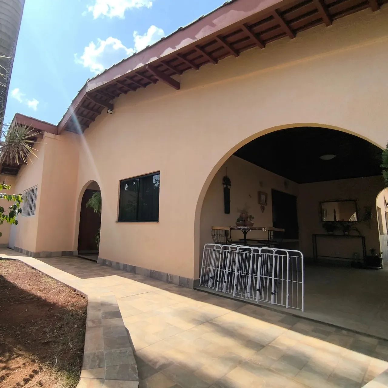 Casa Espetacular Com 5 Quartos (2 Suítes) No Parque Acalanto