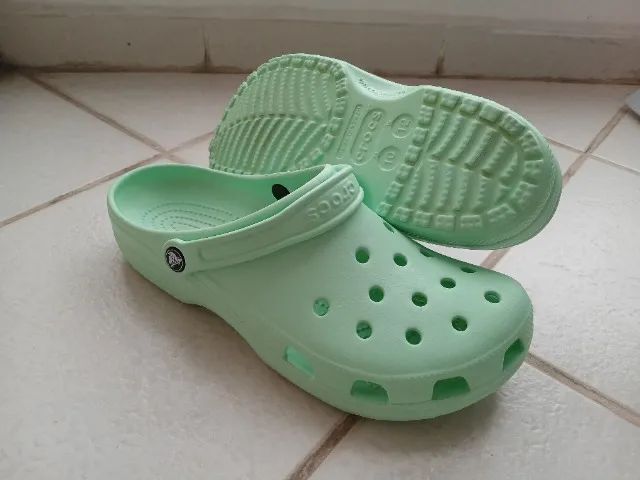 Crocs 41 muito pouco uso 