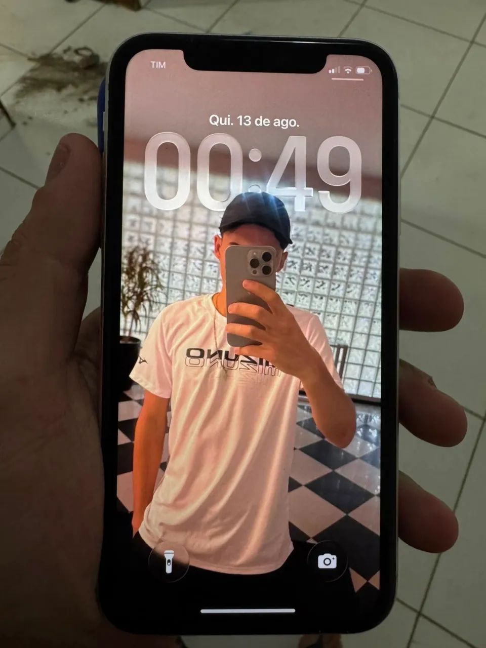 iPhone 11 Branco,  64Gb tudo Original  - Foto 2
